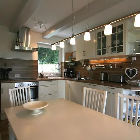 Holiday Home In Blankenburg With Barbecue ブランケンブルク